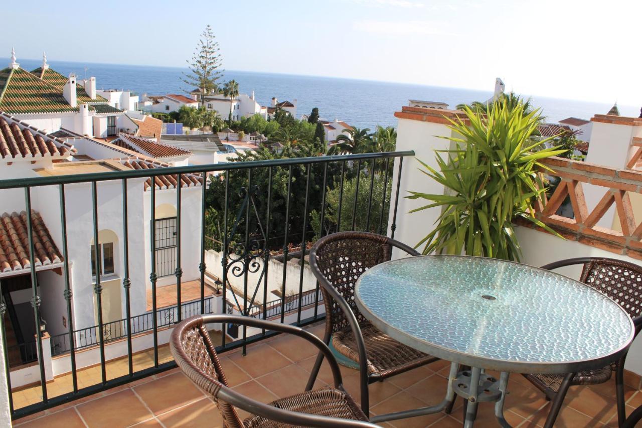 Playa Burriana, Tva Terasser, Havsutsikt, Pool Nerja Exterior photo